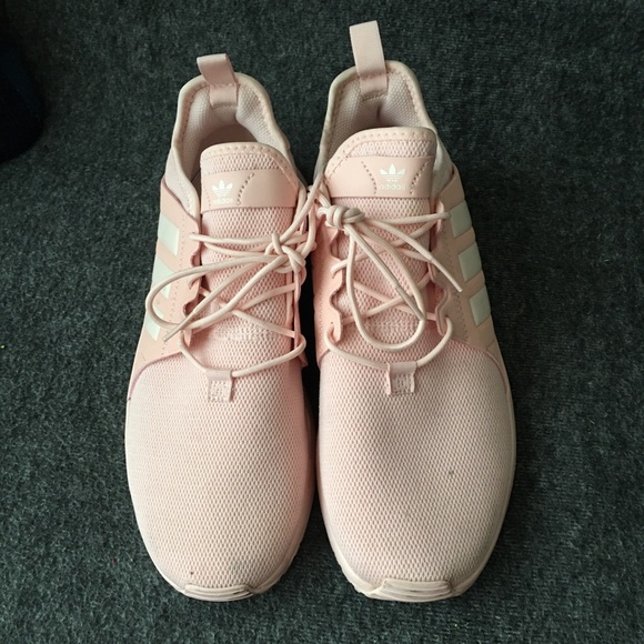 Women’s Pink/White Adidas Sneakers Size 7 * Form on Price. - Picture 4 of 4